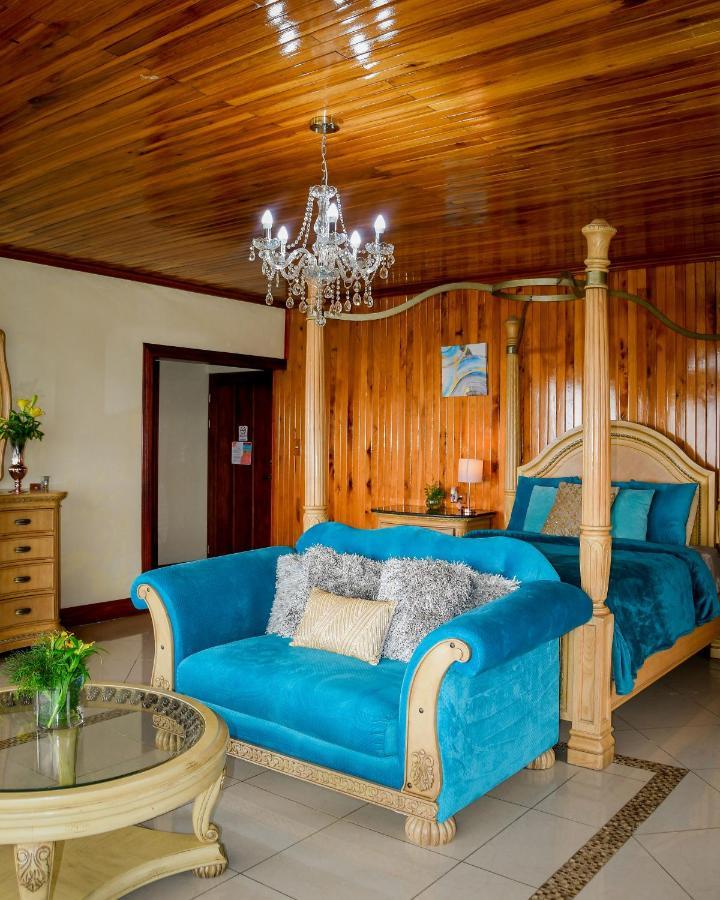 Poas Paradise Bed & Breakfast Poasito Exterior foto
