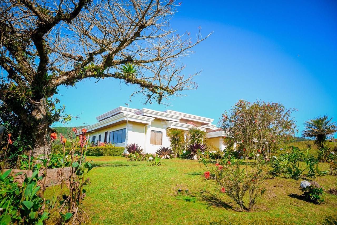 Poas Paradise Bed & Breakfast Poasito Exterior foto