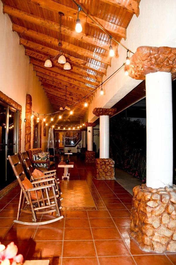 Poas Paradise Bed & Breakfast Poasito Exterior foto